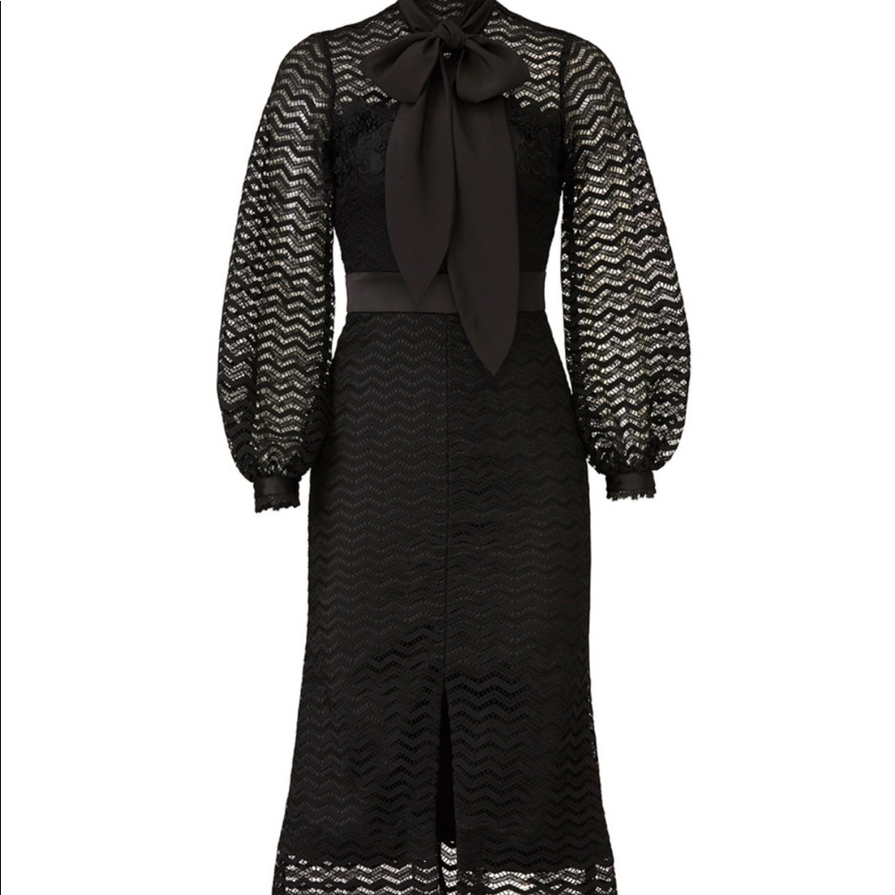 UnitedWood black lace dress